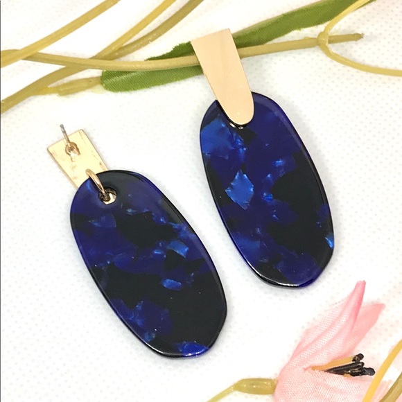 NEW 🌸Navy Blue and Gold acrylic stud drop earring - Picture 3 of 4